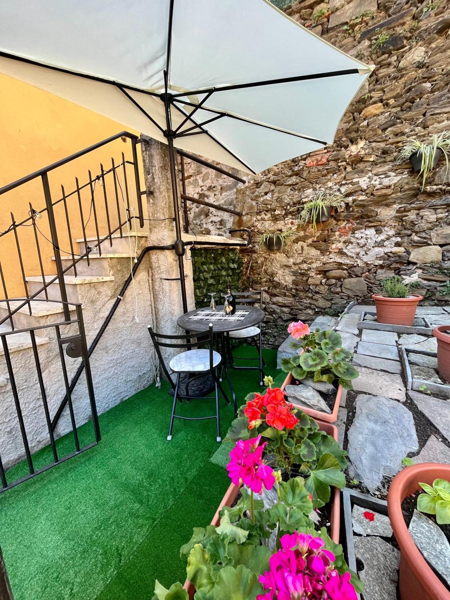 Vela Azzurra Hotell Manarola Eksteriør bilde